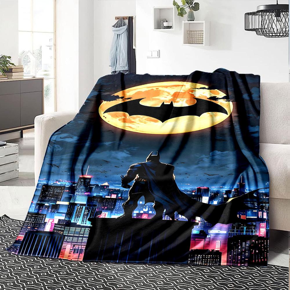1pc Batman's Handsome Back Flannel Blanket Soft Warm Throw for Home, Office, Travel, All-Season Cozy Bedding GiftL1219