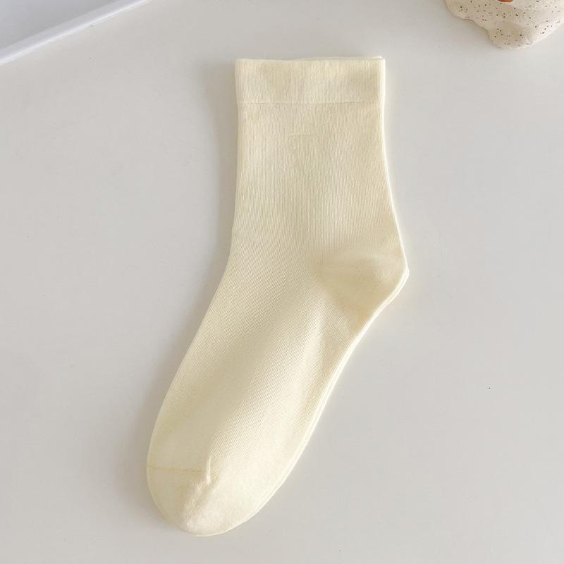 Female Spring and Autumn Sweat Absorption Boneless Loose Mouth In The Tube Socks