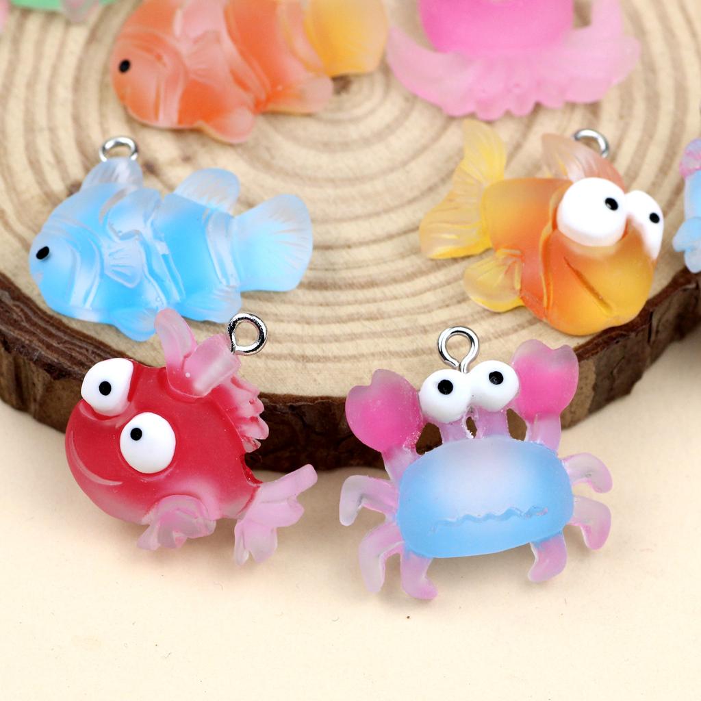 8PCS/LOT Resin Ocean Series Pendant Suitable for DIY Necklace Earrings Keychain Kawaii Scrapbooking Embellishments Diy Accessories