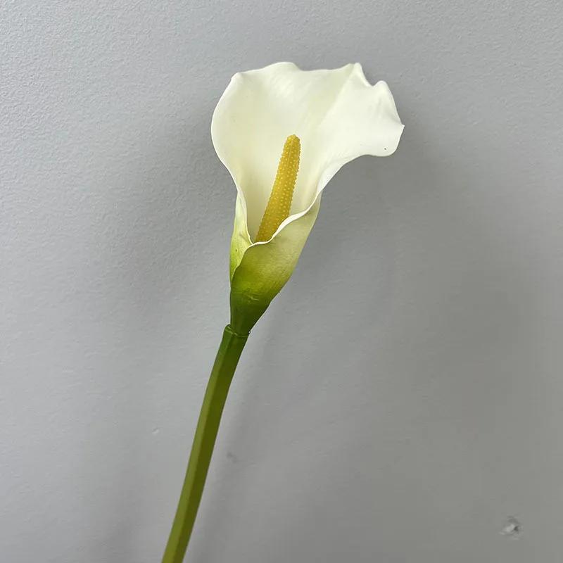 

4pcs/lot Simulation Calla Lily Floral Real Touch PU Fake Flowers Shopping Mall Decoration Artificial Calla Lilies Yellow Flower білий