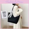 Chic Women's Tote Bag 2023 Summer Trendy Handbag Fashionable Street Style