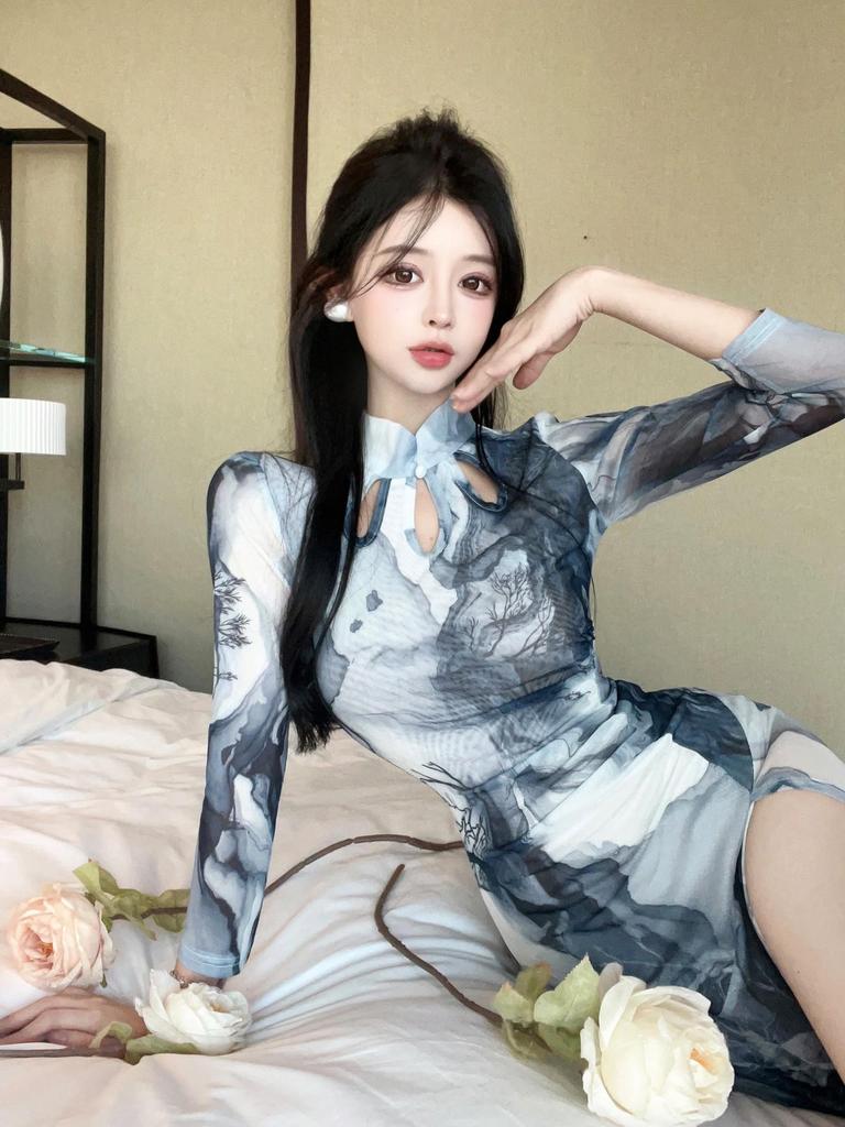 2025 Modern Chinese Qipao: Elegant Slim-Fit High Slit Dress for Summer & Autumn