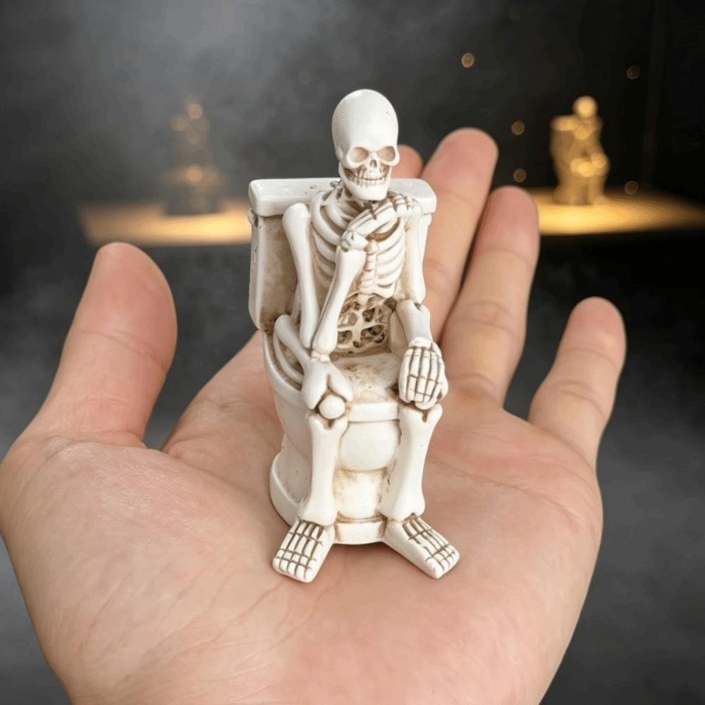 Vintage Halloween Skeleton Statue Resin Mini Toilet Skeleton Sculpture Desktop Decor