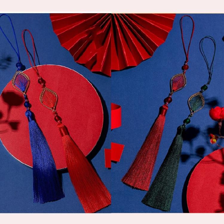 Tassels Adornment Colorful Hanging Pendant Bag Decoration Tassels Suitable for Purse Decors and Holiday Souvenirs