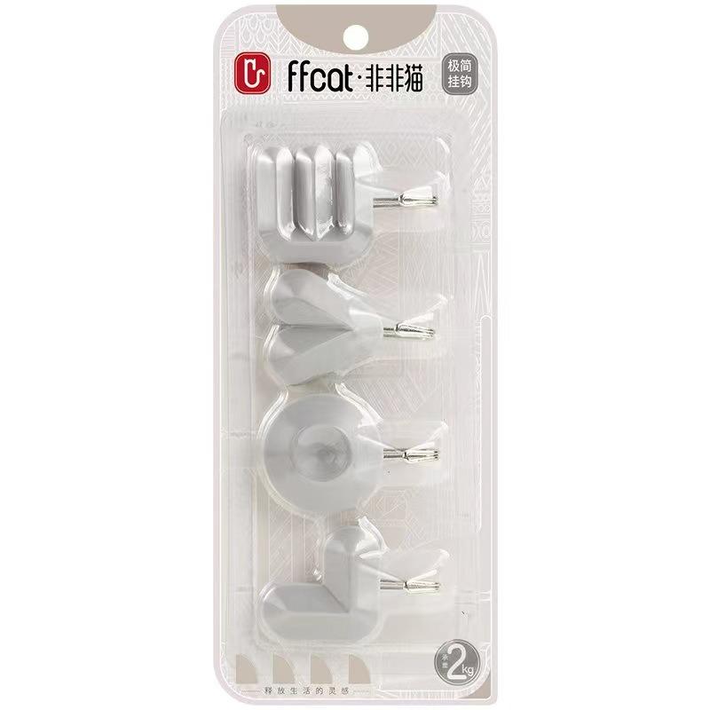 LOVE Letter Hooks Hole-free Foyer Bag Key Hooks Bedroom Kitchen And Bathroom Door Behind The Non-marking Sticky Hooks