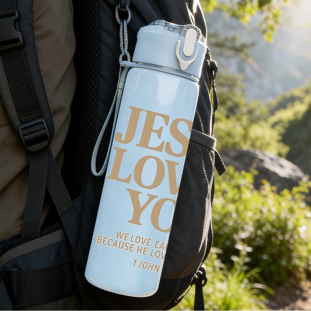 1PC Jesus Loves You Text 750ml Color Plastic Sports Water Bottle Leakproof Flip Straw Lid Suitable for Sports Office Home Use