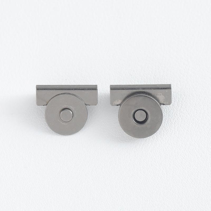 Strong Magnetic Snap Buckle for Leather Bags: Hidden No-Sew Clasp Accessory