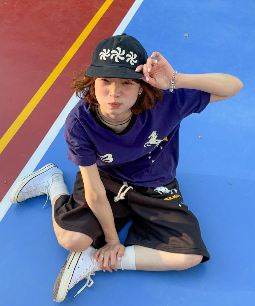 AMOU Sporty Horse Half T-Shirts Purple