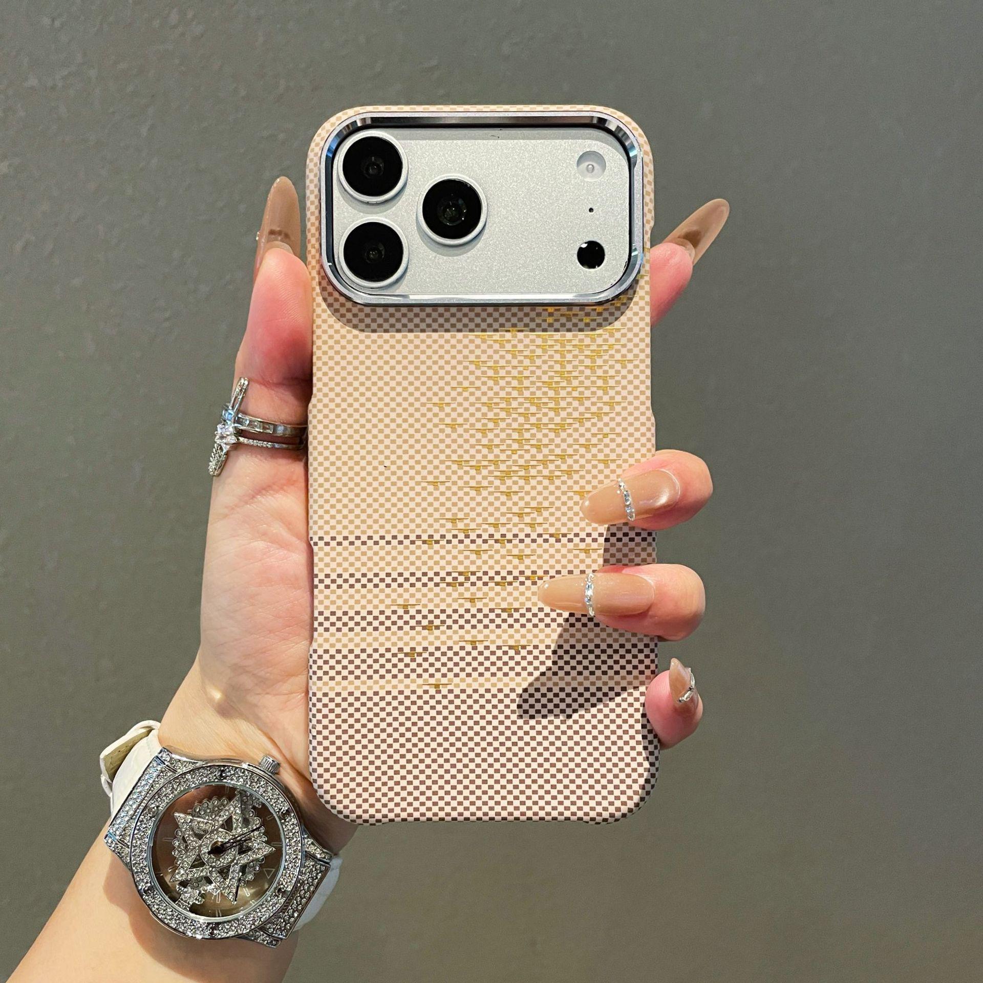 

Apple 17Pro Carbon Fiber Pattern Magnetic Phone Case for iPhone 16/15 PM iPhone 15