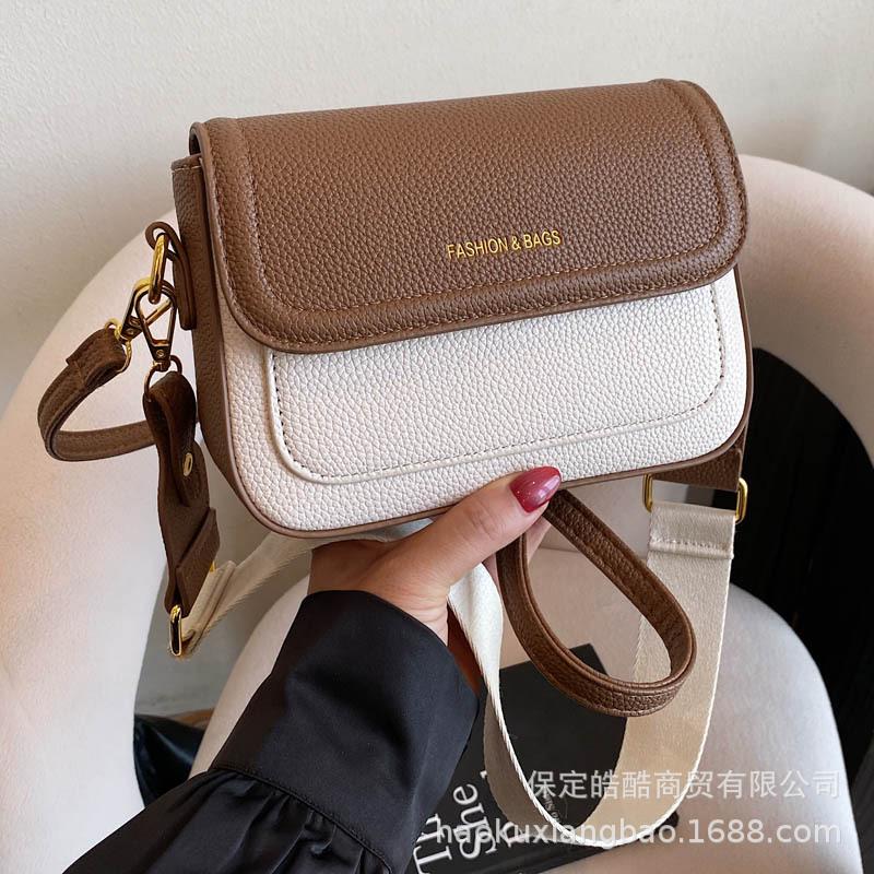 This year's popular bag women's 2025 new fashion versatile shoulder bag high-end texture commuter messenger small square bag
