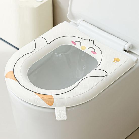 Toilet Seat with Exclusive Handle Easy to Clean EVA Waterproof Material Soft Cushion Cartoon Pattern Non-Slip Toilet Seat Pad