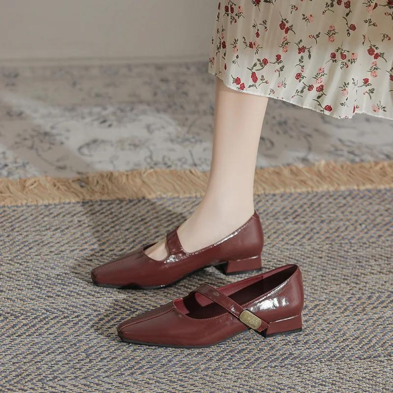 Square Toe Shoes Spring&Autumn Women's Pointed Toe Ladies One-word Buckle Shoes Retro Elegant Leather Shoes