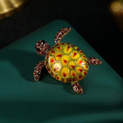 Yousheng Zee Schildpad Broche Oliedruipende Strass Dierlijke Vorm Retro Persoonlijkheid Cadeau Legering Vrouwen Mannen Zakelijk Pak Reversspeld Mode Sieraden