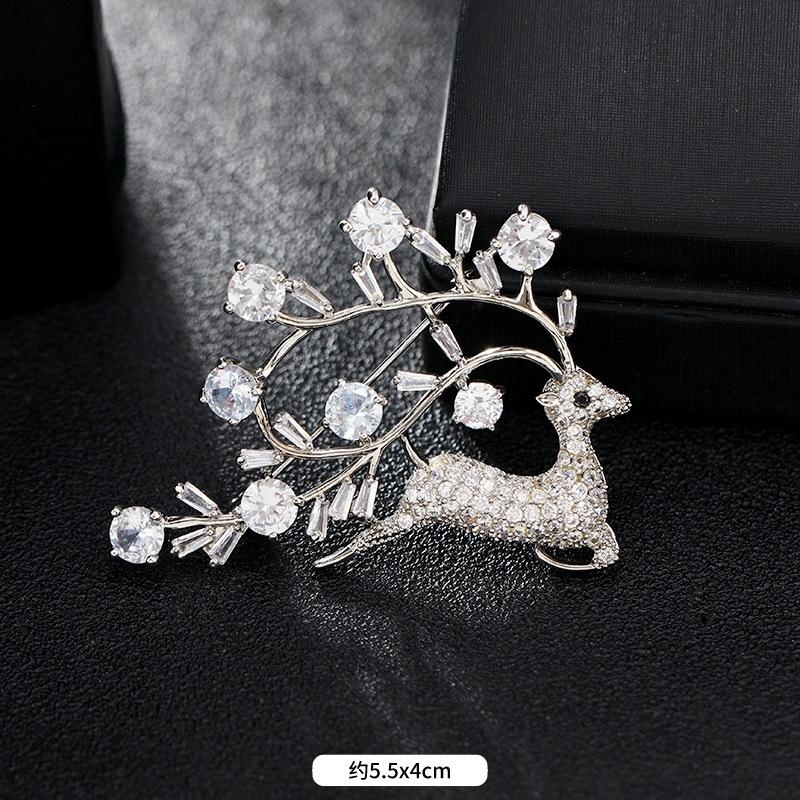 High-end crystal temperament brooch female swan snowflake luxury atmospheric brooch sweater pin suit trendy accessories