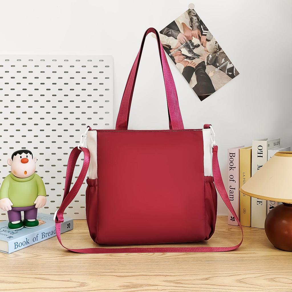 The Schoolbag Is Fresh and Cute, Contrasting Colors, Portable Messenger, Simple and High-value Class Tote