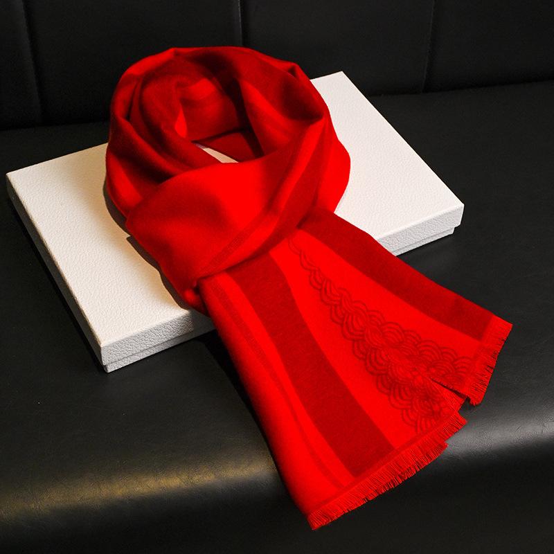 Scarf for men and women, warm in autumn and winter, red scarf.