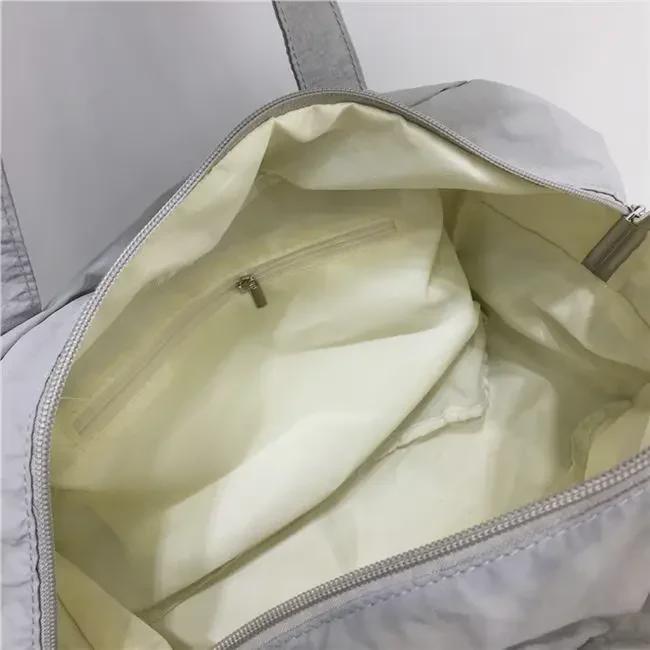 Lehká nylonová cestovní taška přes rameno na krátké vzdálenosti: Velkokapacitní sportovní taška pro volný čas