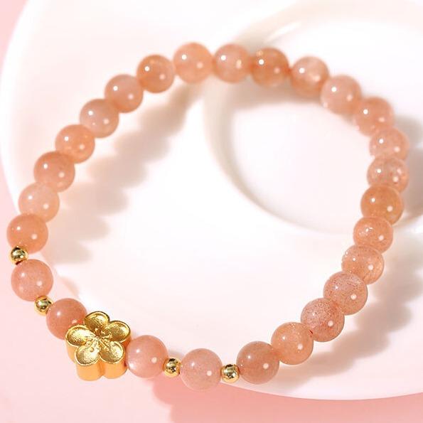 Elegant Sunstone Bracelet for Women, Crystal Single Mascot, Attractive Peach Blossom Petal Bracelet
