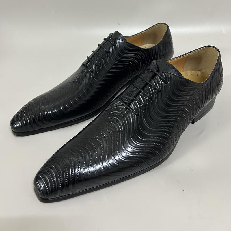 Módní továrně vyrobené pánské boty Luxusní oxfordky Boty Vrchní vrstva hovězí kůže Ručně vyráběné Svatba Kancelář Obchod Špičatá špička Společenské Pánské módní boty