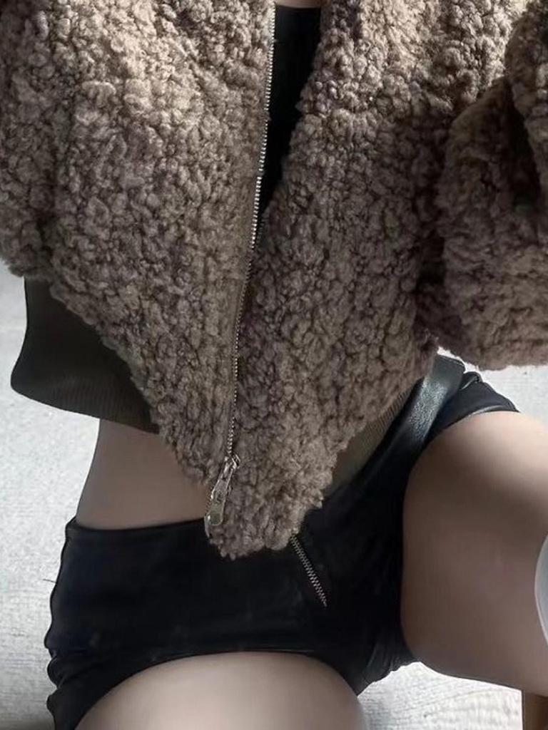 Black Low-Waist PU Leather Ultra-Shorts for Women - Summer 2026 Arrival