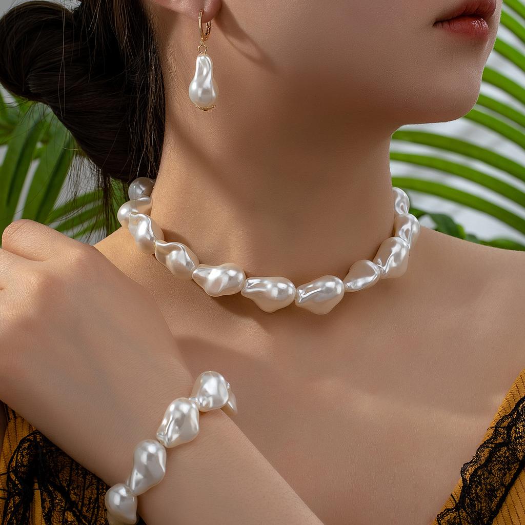 Special-shaped Pearl Necklace Bracelet Earrings Set Internet Celebrity Women's Jewelry Set