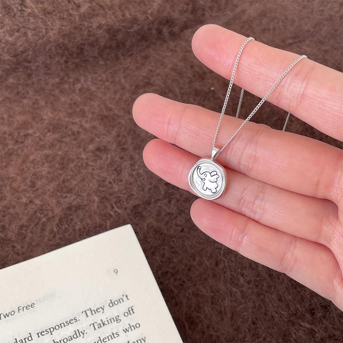 

925 sterling silver round brand Dumbo necklace female retro niche high-end sweater chain exquisite and cute new side chain 925 silver