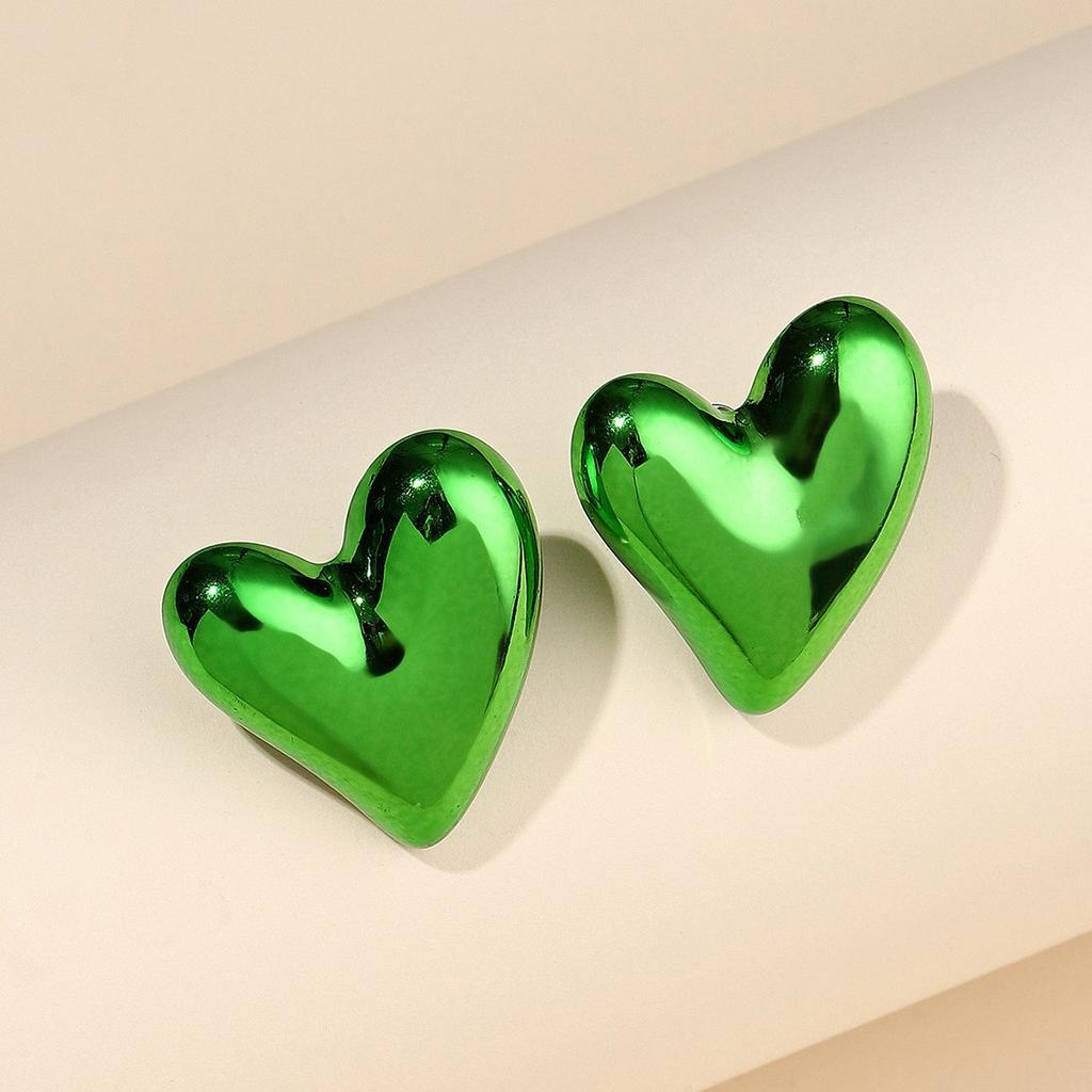 Women Polished Gold Solid 3D Heart Stud Earrings