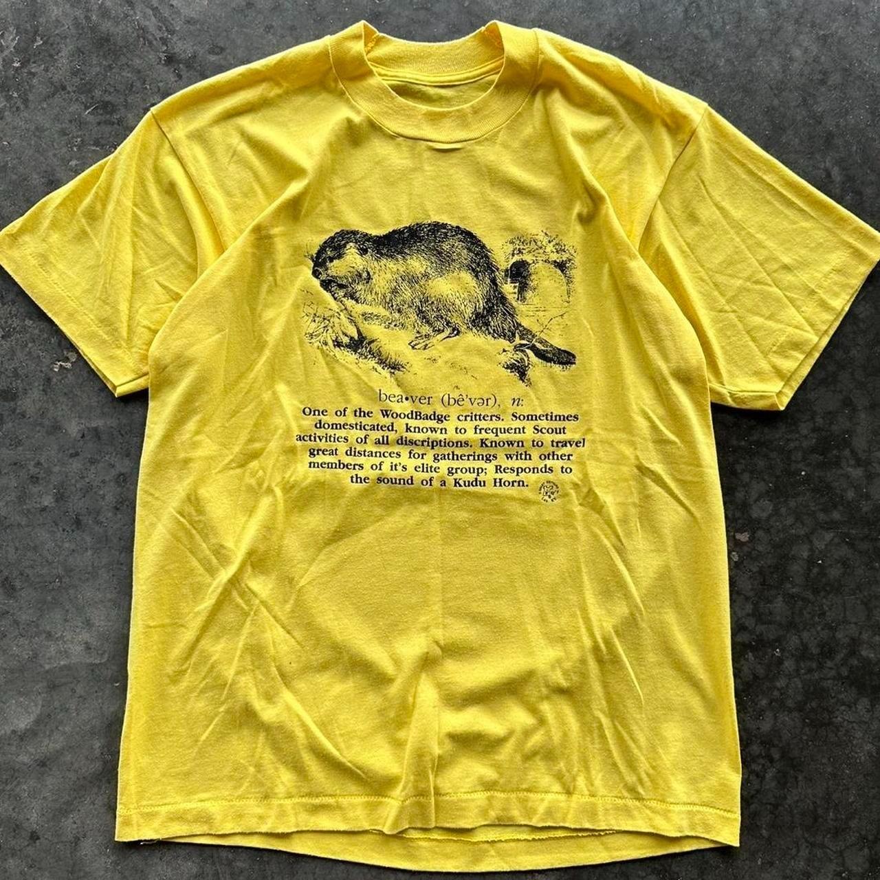 90’s Vintage Beaver Nature Art Yellow Tee Unisex Short Sleeve Shirt S-5XL Unisex T-Shirt S