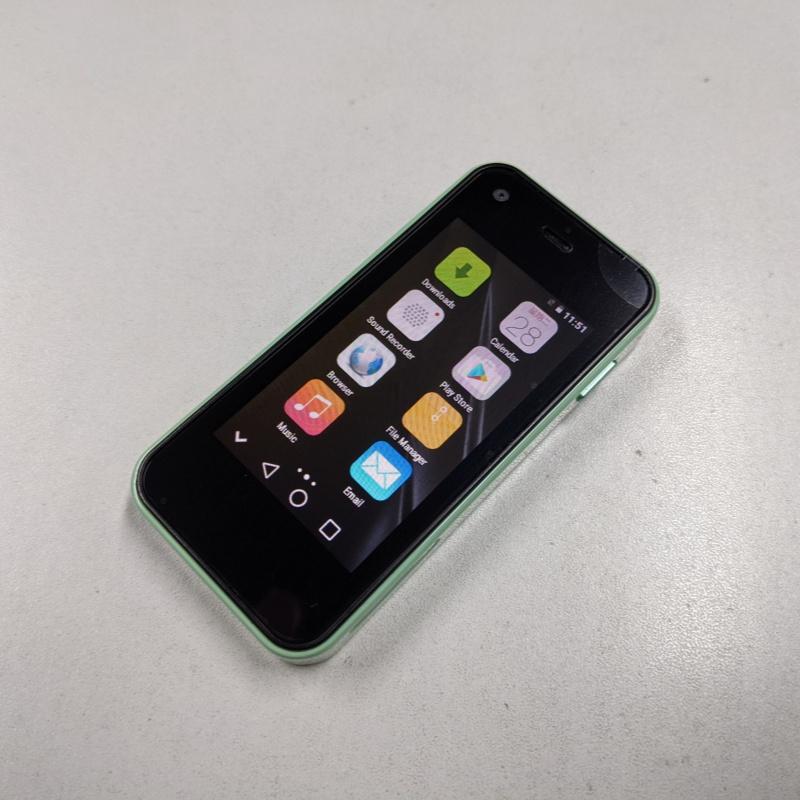 Soyes XS13 Mini-Smartphone 2,5-Zoll-HD-Display RAM 1 GB ROM 8 GB Dual-SIM 5 MP-Kamera Android 6.0 OS Akku 1580 mAh 3G-Kleinhandy