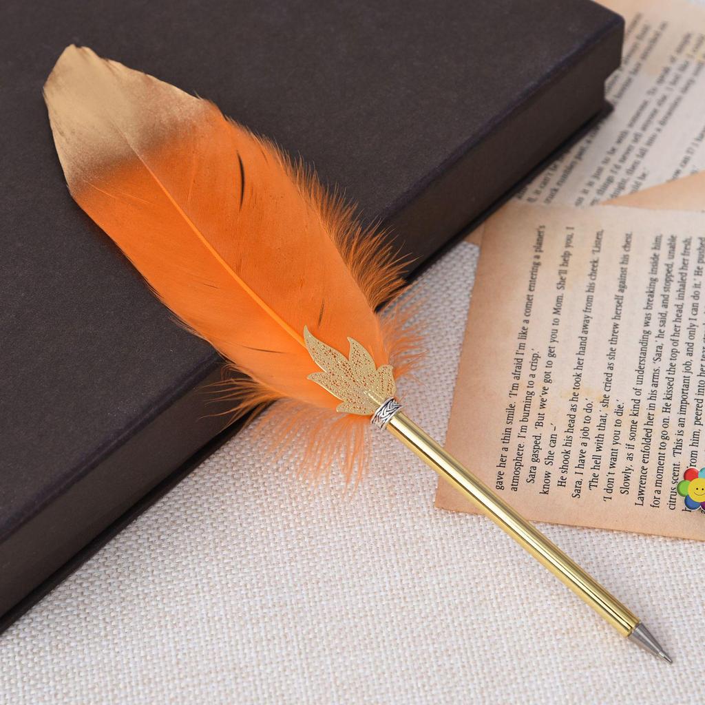 Maple Leaf Creative Quill Ballpoint Pen – Ideal Christmas Gift, Student Prize, Signature Pen, or Souvenir.