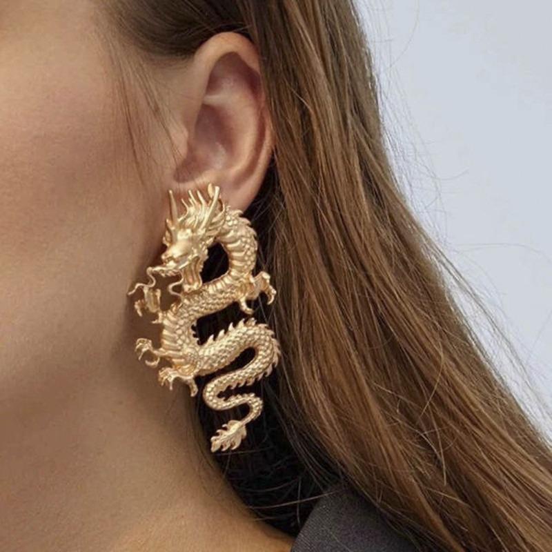 Vintage Chinese Style Dragon Stud Earrings for Women Trendy Punk Personality Animal Totem Earrings Statement Jewelry Gift