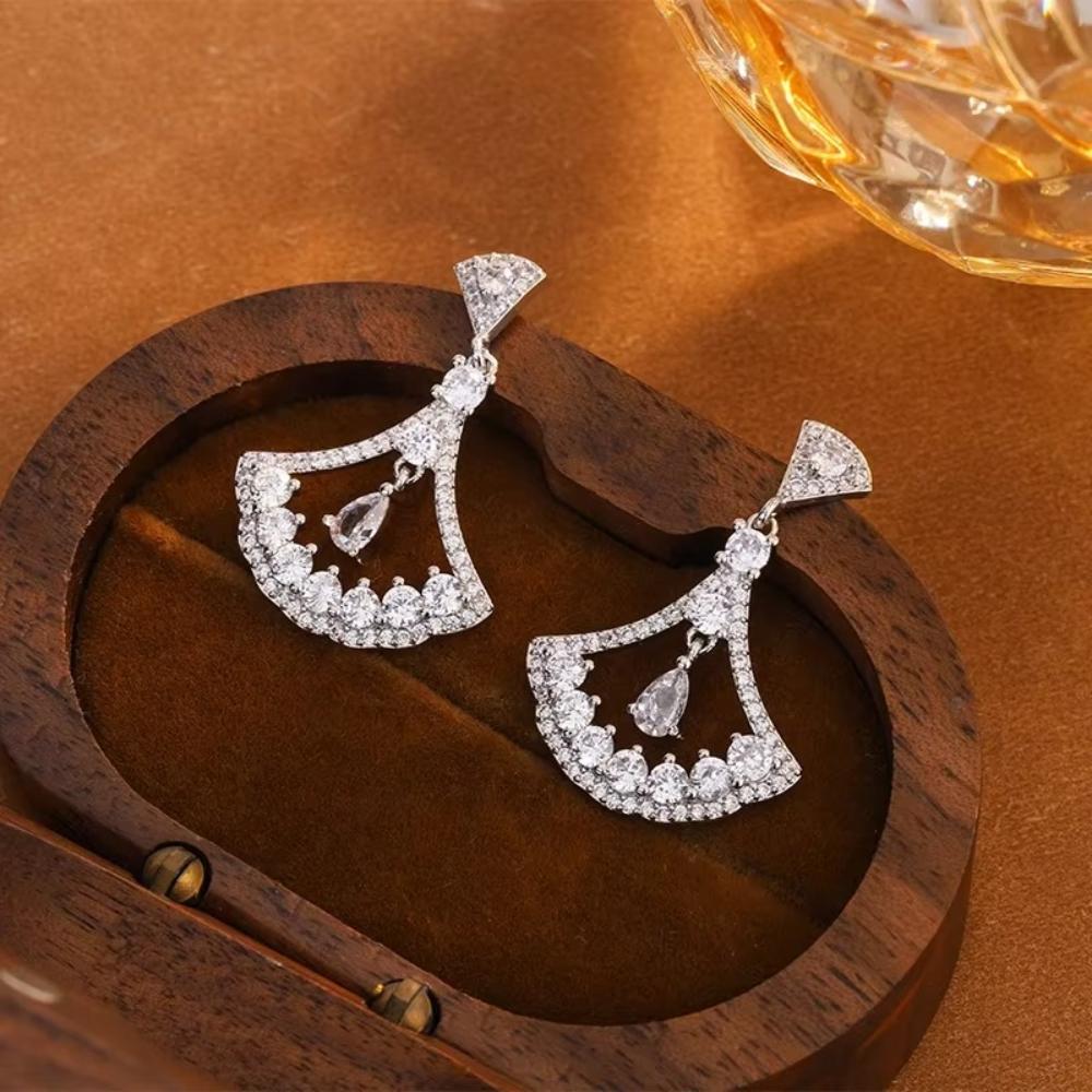 925 Silver-plated Classic Fan-shaped Design Ladies Inlaid Zircon Earrings-elegant Ladies Jewelry