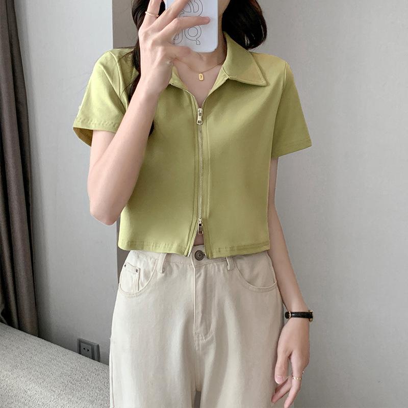 Kortarmet T-skjorte med krage for kvinner sommer ny nisjedesign dobbel glidelås svart kort høy midje slank cropped topp