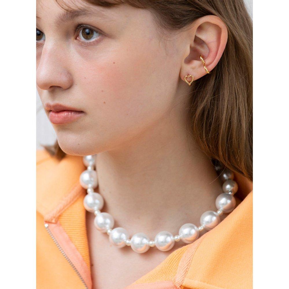 Crossing Big Pearl Necklace