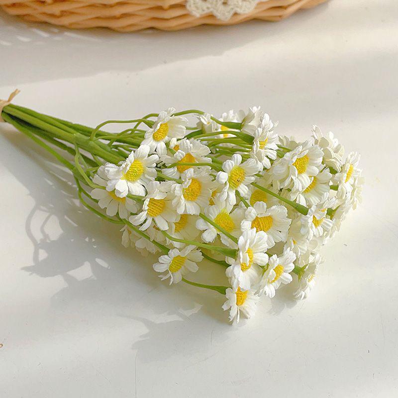 Искусственная цветочная композиция «Ромашка и маргаритка» для декора гостиной и обеденного стола