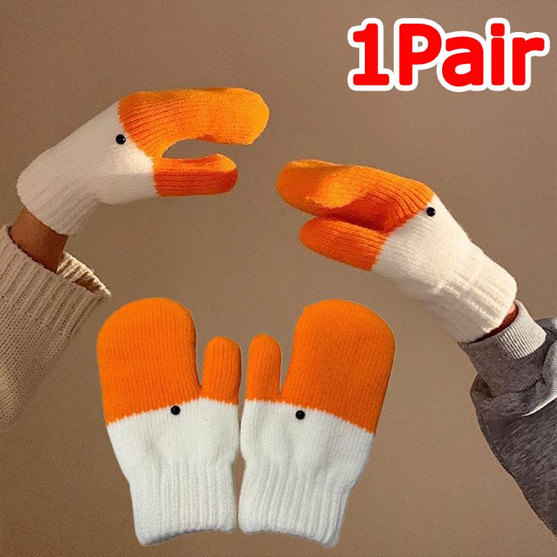 1Pair Creative Design Winter Activities Swan Knitted Gloves Photography Cute Realistic Details Cotton Skin Friendly