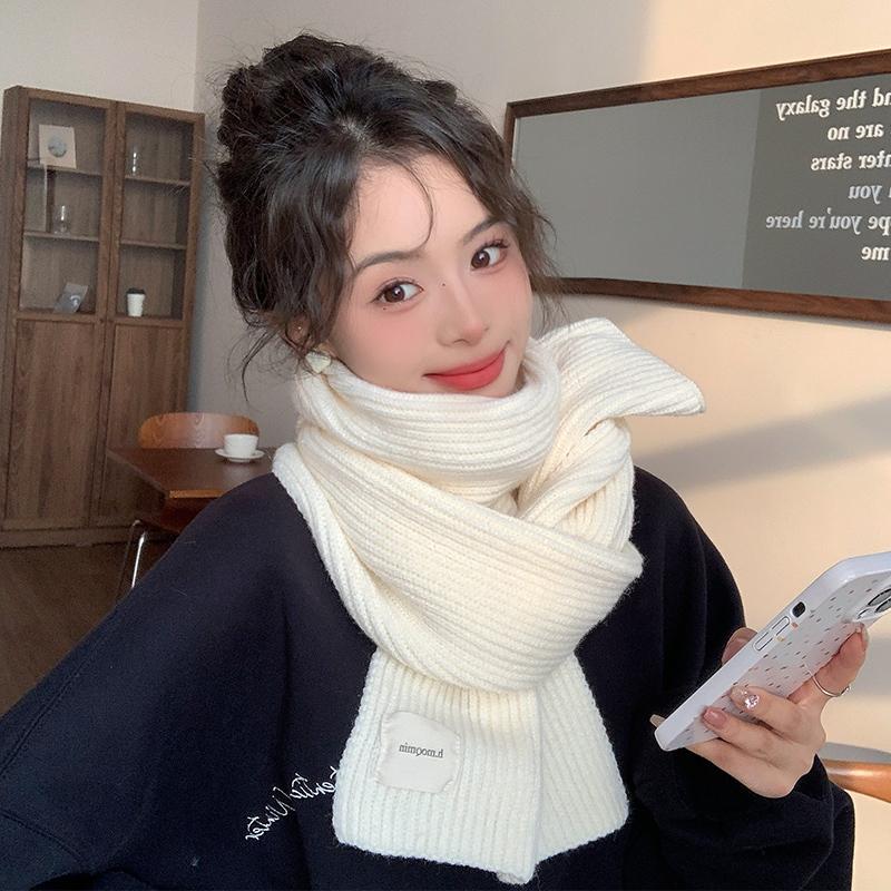 New red knitted scarf men's and women's winter Christmas student couple thickened wool scarf