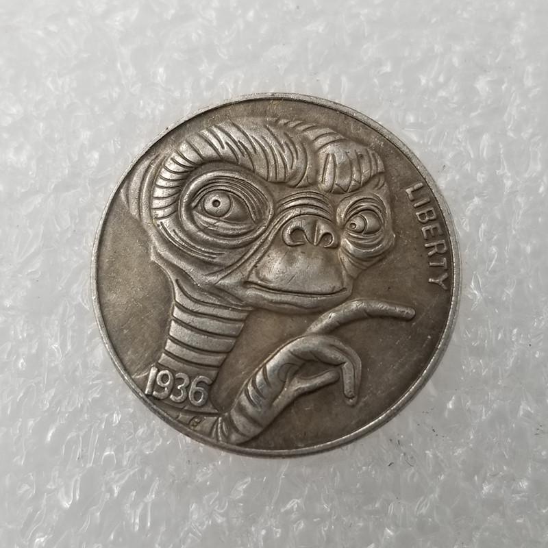 Antique Craft Wanderer Silver-Plated Buffalo Commemorative Coin Aged Silver Dollar Silver Round #345. 107610133