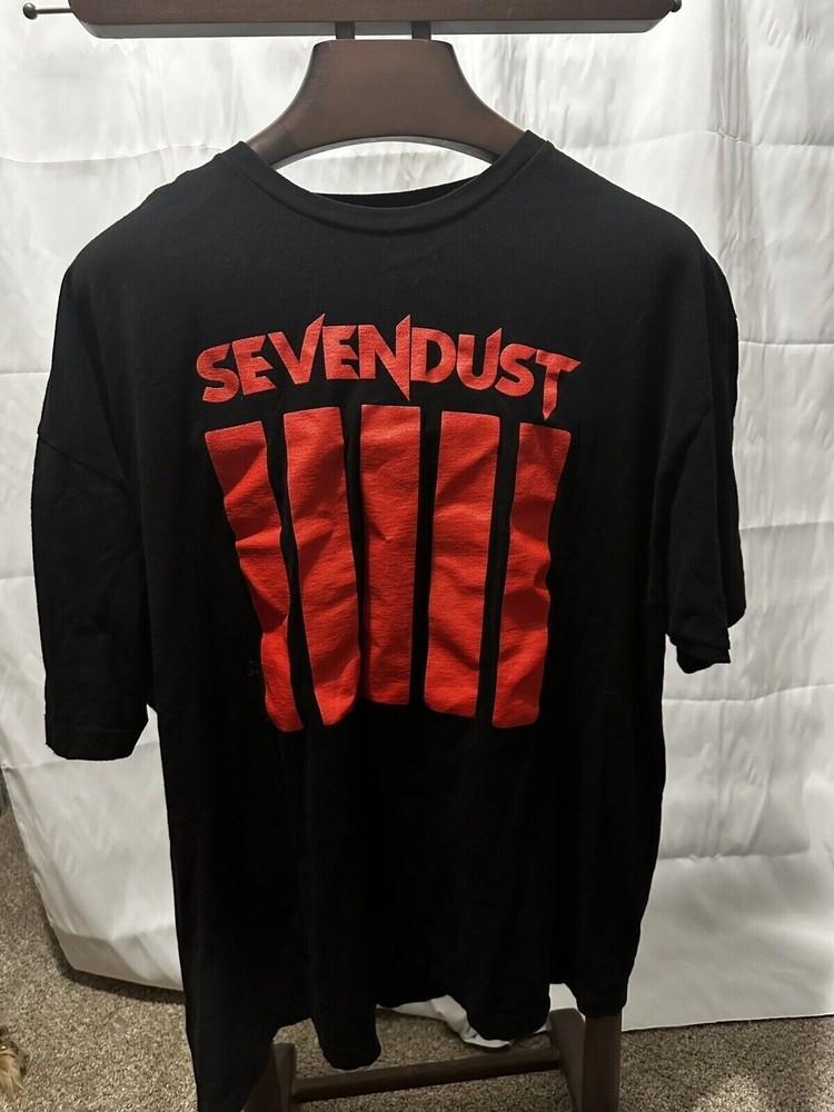 Sevendust Band bLACK cOLOR cOTTON T-shirt Gift For Fan Unisex T-Shirt XXL