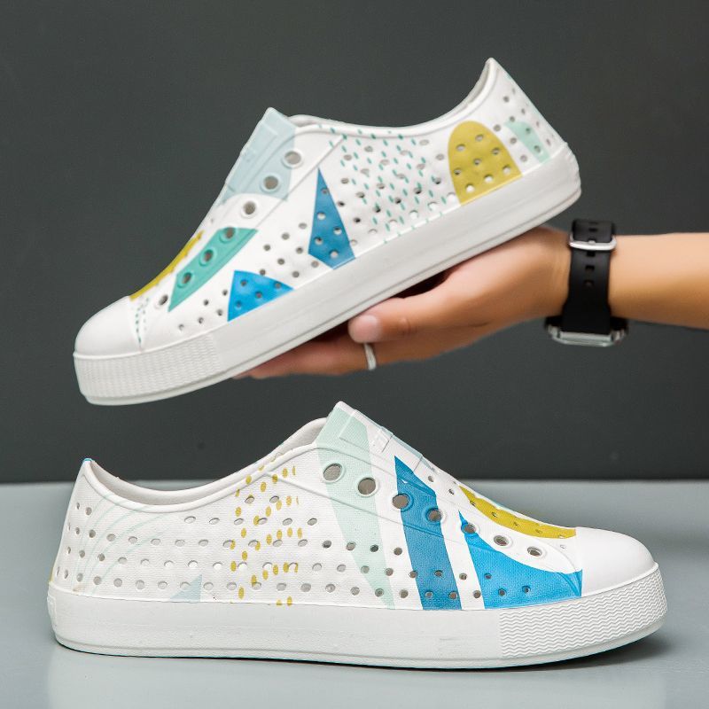 Parent-child hole shoes Women's children's hole shoes Non-slip sandals Men's and women's outdoor baotou wading outside the beach breathable shoes