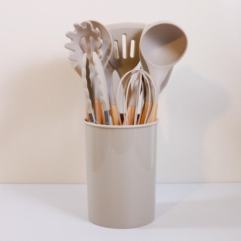 Silicone Kitchenware Cooking Utensils Set Non-stick Cookware Spatula Shovel Egg Beaters Wooden Handle Kitchen Cooking Tool