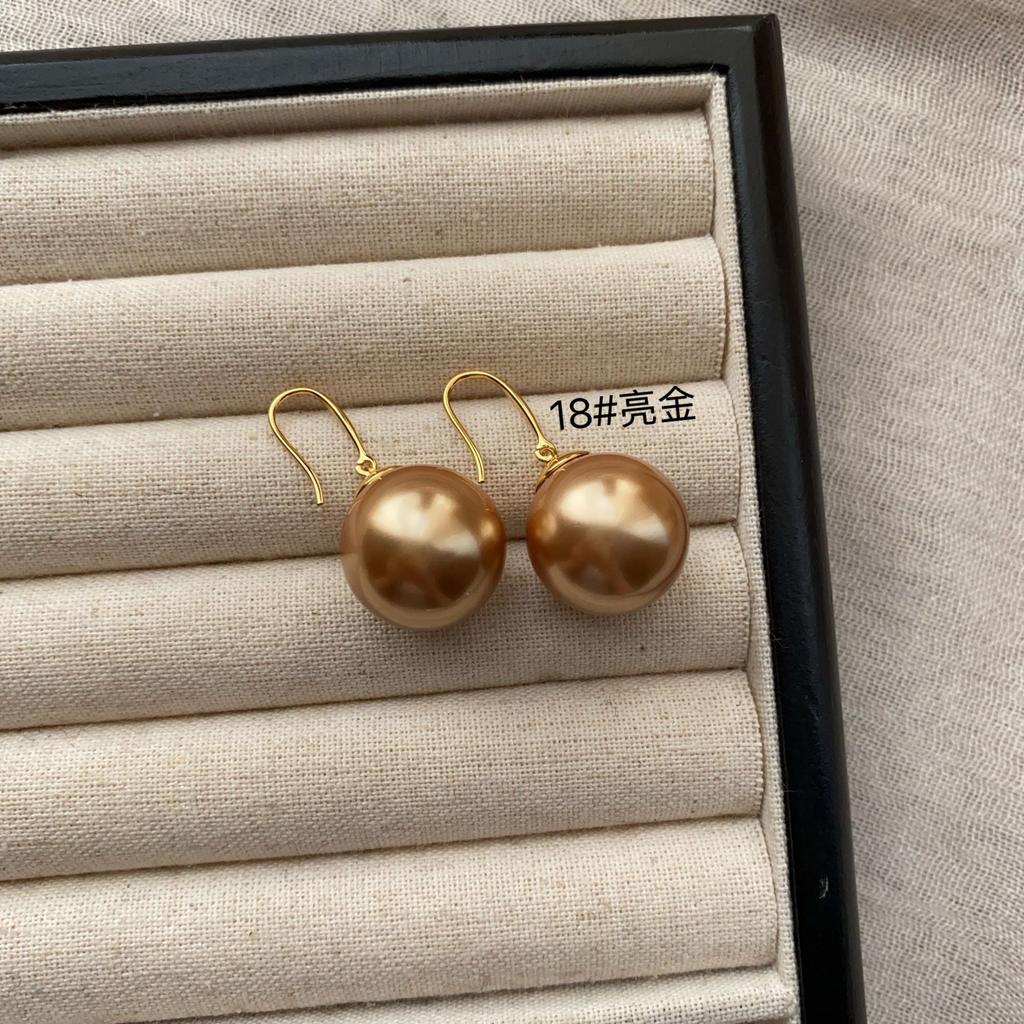 Multi-color highlight pearl stud earrings classic simple commuting light luxury temperament versatile high-end elegant earrings