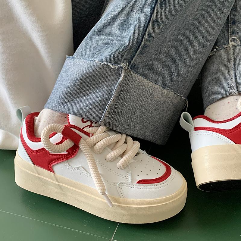 Platformowe trampki damskie buty wiosna jesień kobieta sznurowane mieszkania buty trampki Casual Ladies sportowe buty wulkanizowane damskie