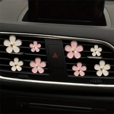 4-8 st/set Liten Bil Luftutblås Parfym Dekoration Klämma Blomma Prästkrage Design Bilinteriör Aromaterapi Fräschare Diffusor Tillbehör
