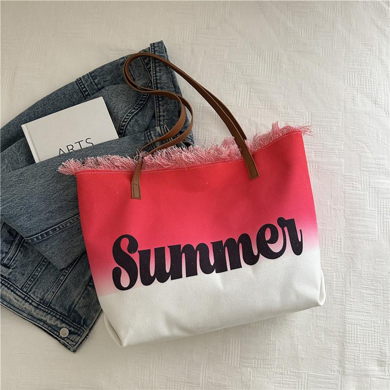 New large-capacity fringed bag beach bag women's shoulder tote bag is now popular casual bag popular women