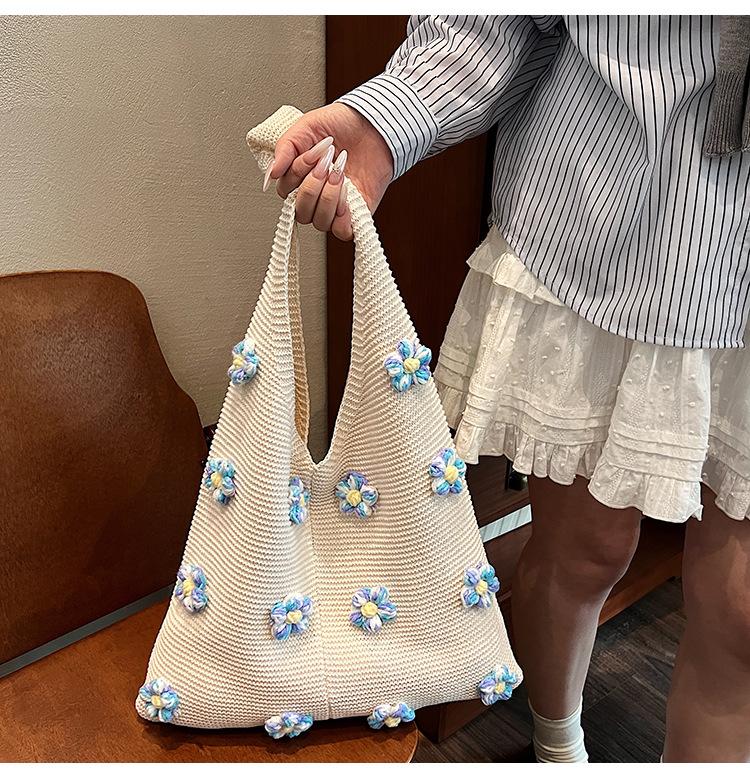 

2025 Summer Knitting Shoulder Bags Large Capacity Floral Underarm Handbags For Women Commuter Tote Bags Beach Vacation Bag синий