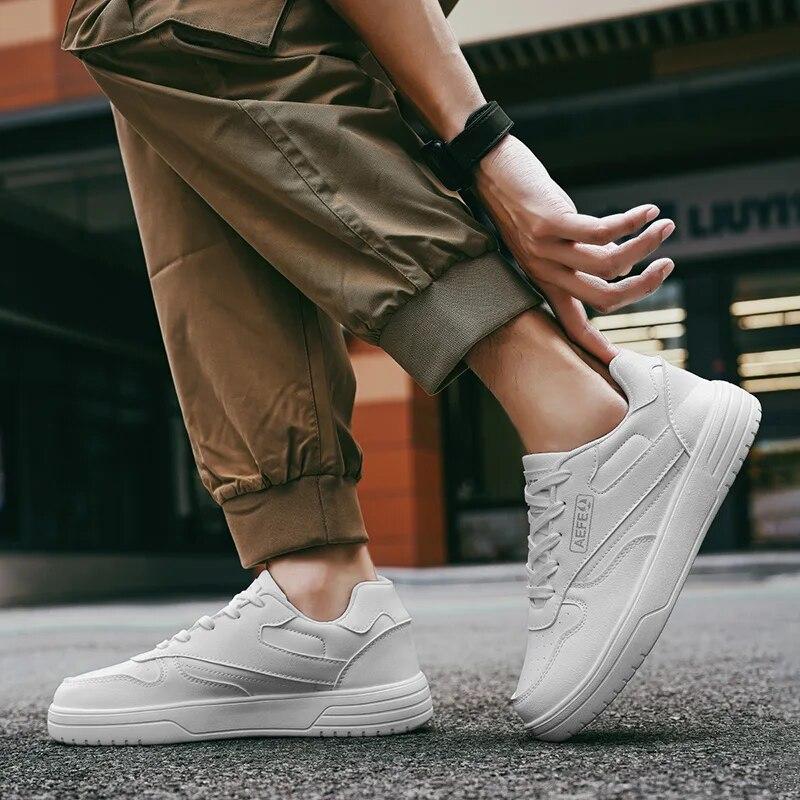 Men Running Shoes Ourdoor Jogging Trekking White Women Sneakers Athletic Shoes Comfortable Light Soft White Sneakers