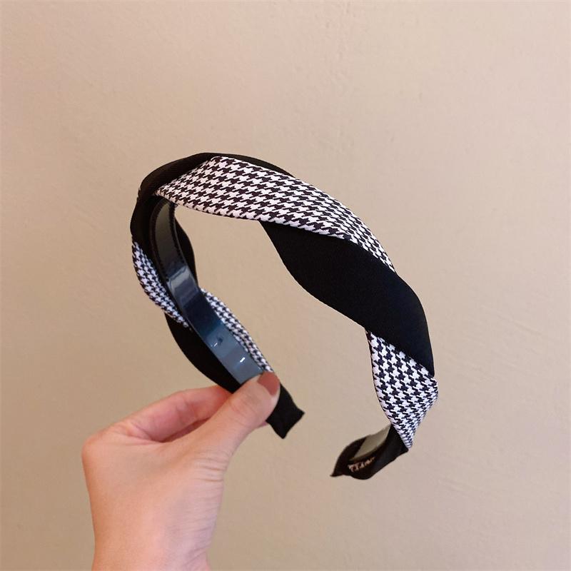 Women Headpiece Braided Twill Cloth Headband for Lady Girls Shopping Face Wash Head Hoop Non Slip Teethed Hairband for Her