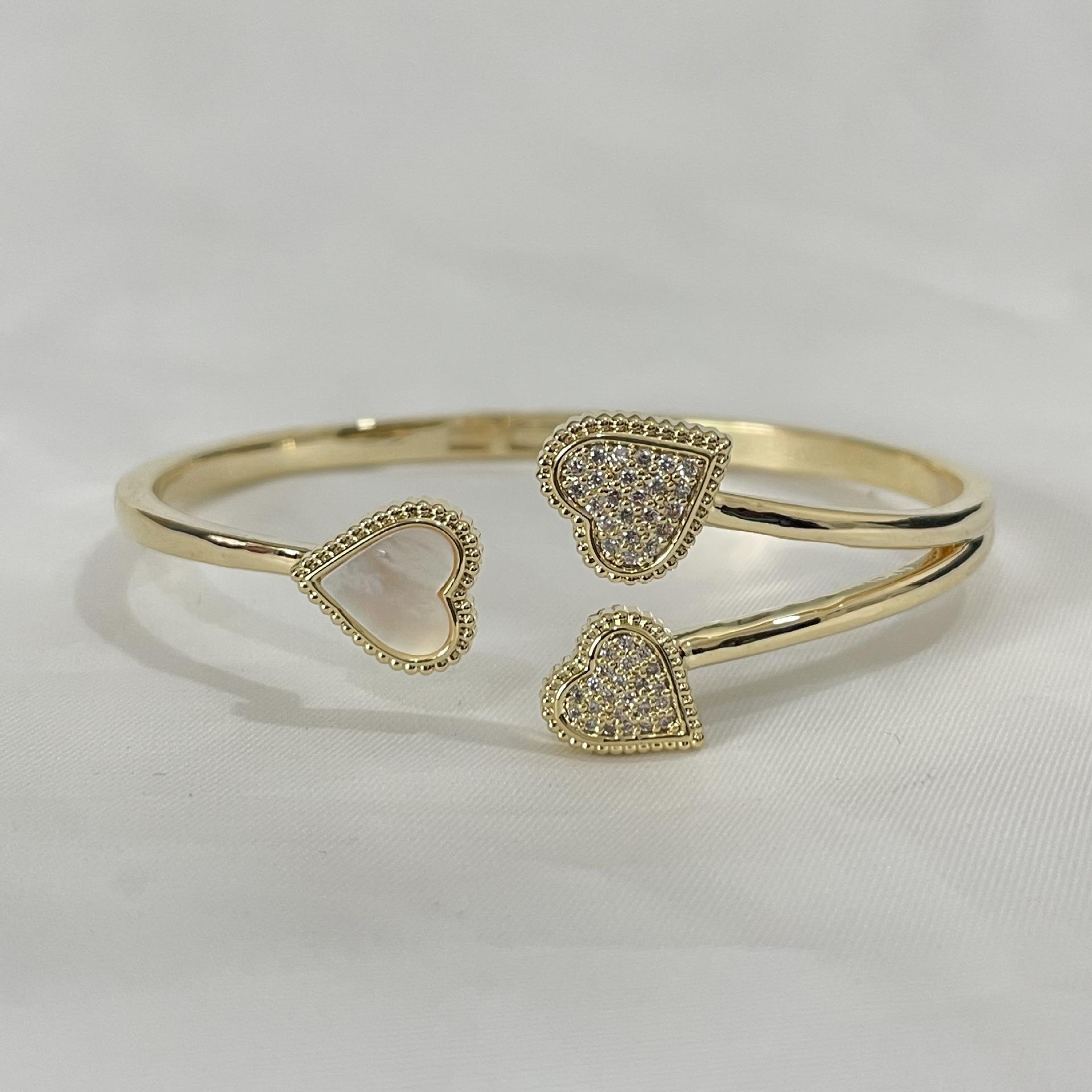 Fashionable Heart-shaped Opening Women s Love Bracelet Women s Adjustable Heart Accessories Bracelet One Size(16-22CM)