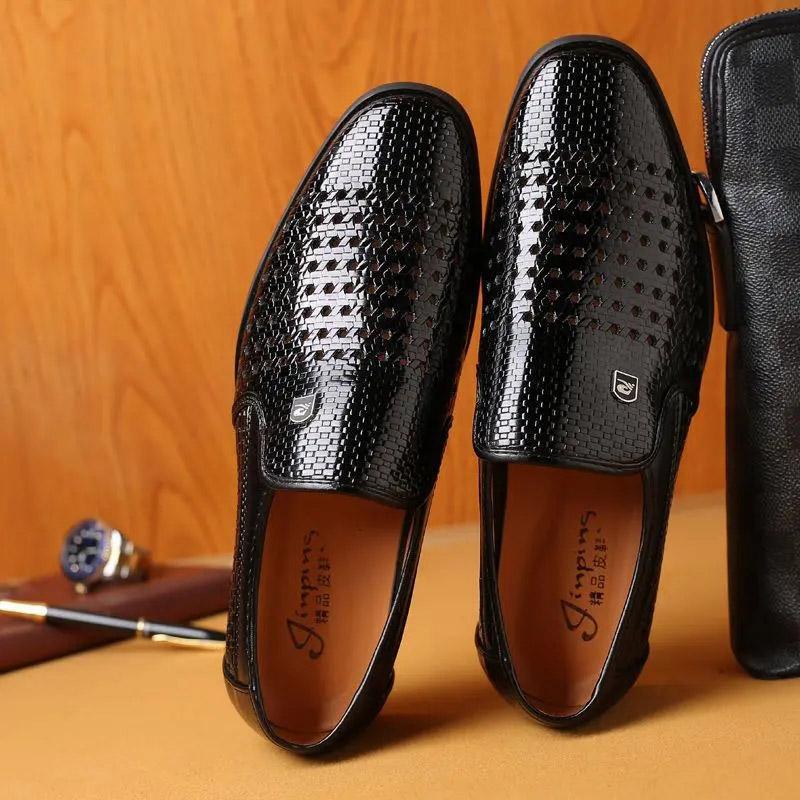 Men's Leather Shoes Summer Casual Soft Bottom Breathable Business Sandals Hollow Hole Leather Shoes Dress Shoes Dad Shoes Husband Shoes